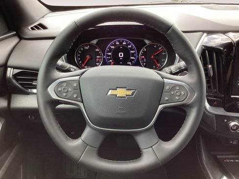 Used 2023 Chevrolet Traverse High Country AWD/4WD image 15