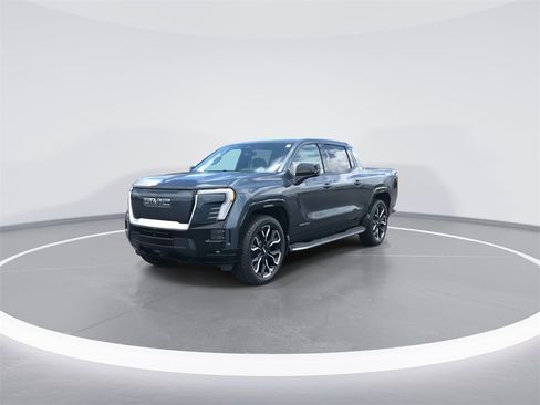 New 2025 GMC Sierra EV Denali image 4