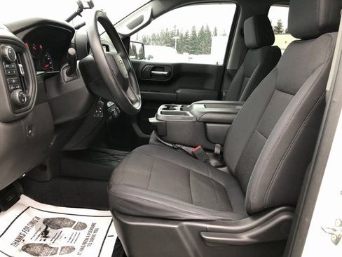 Used 2019 Chevrolet Silverado 1500 Custom Trail Boss w/ Custom Convenience Package image 16