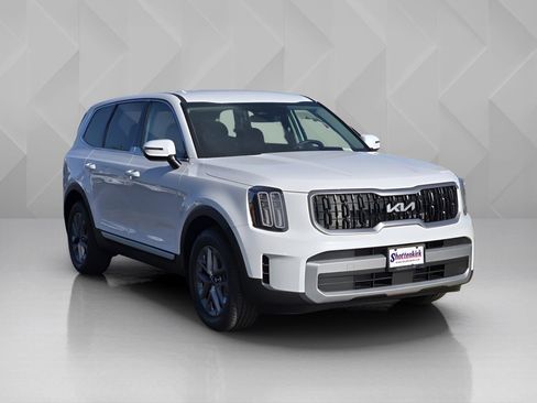 New 2025 Kia Telluride LX image 2