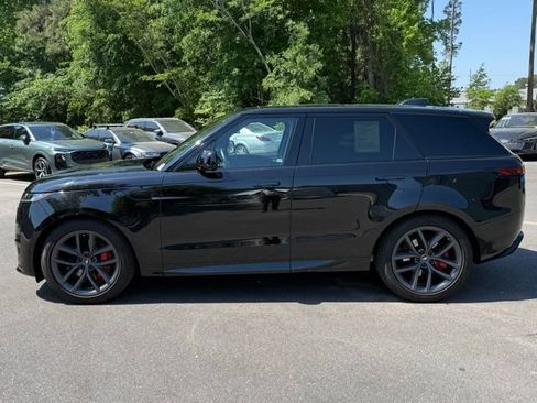 Certified 2024 Land Rover Range Rover Sport Dynamic SE image 2
