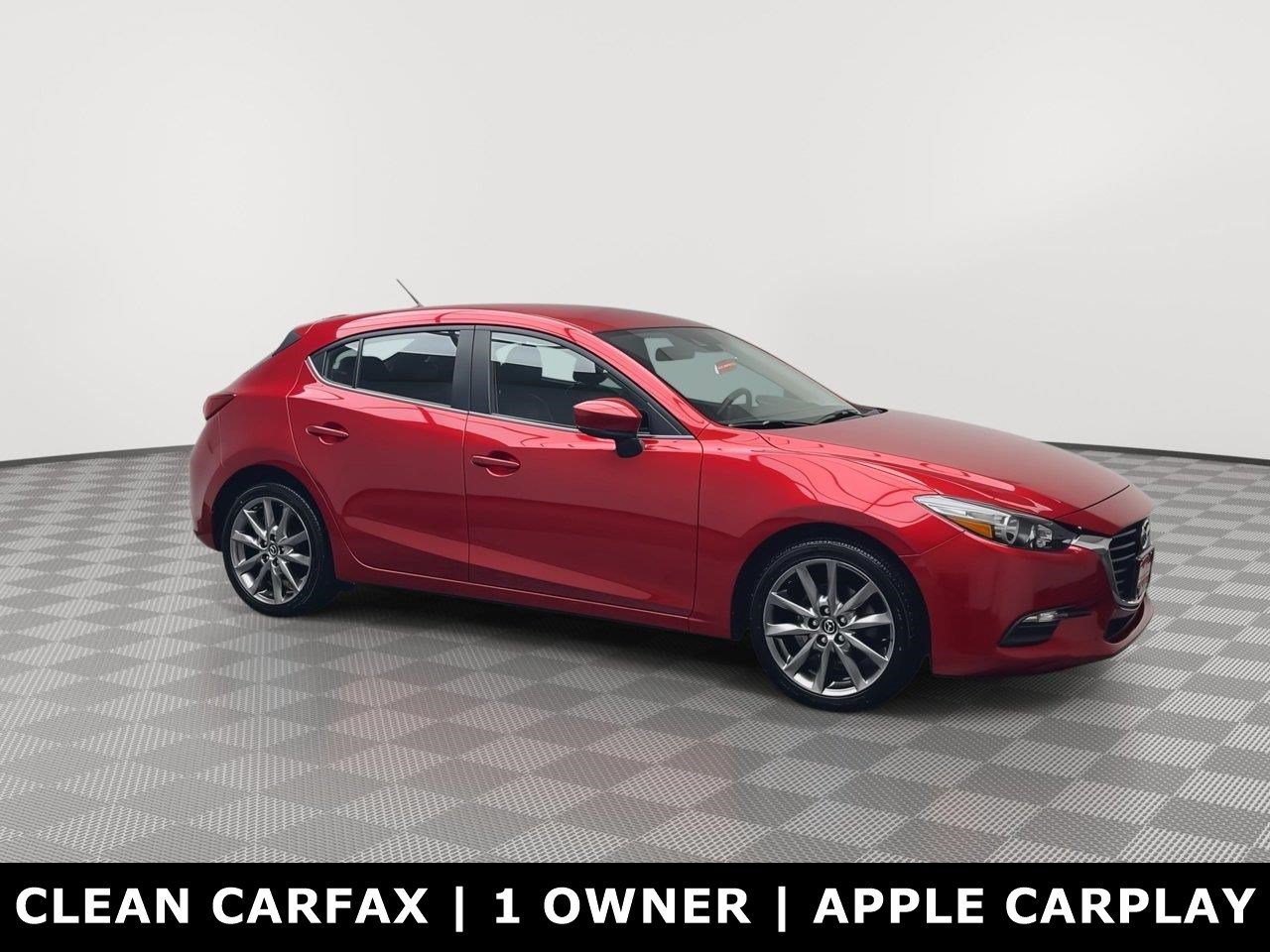 Used 2018 MAZDA MAZDA3 Touring FWD image 35