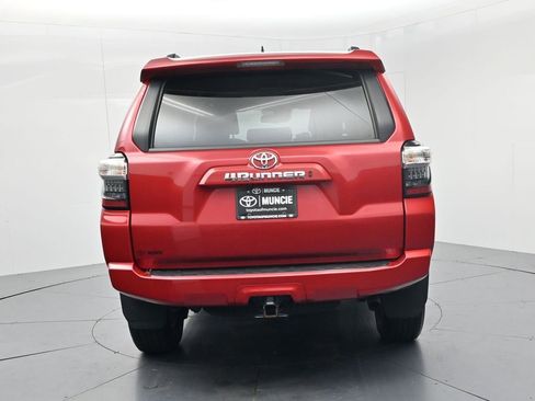 Used 2024 Toyota 4Runner SR5 AWD/4WD image 7