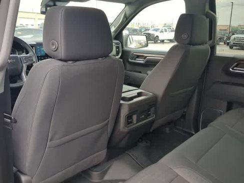 Used 2024 Chevrolet Silverado 1500 LT Trail Boss w/ Convenience Package II image 18