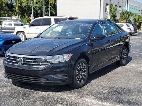 Certified 2021 Volkswagen Jetta SE FWD image 31