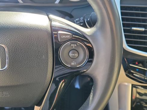 Used 2016 Honda Accord EX-L image 27