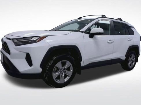 Used 2023 Toyota RAV4 XLE image 17