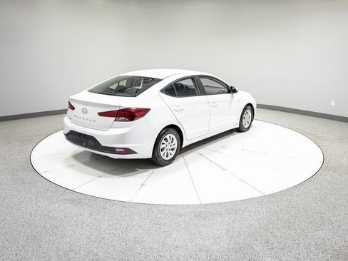 Used 2019 Hyundai Elantra SE w/ Cargo Package FWD image 26