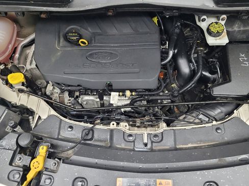 Used 2017 Ford Escape Titanium AWD/4WD image 30