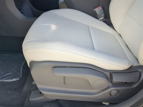 New 2026 Hyundai Santa Fe SE image 19