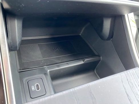 New 2026 Land Rover Range Rover Velar S image 16