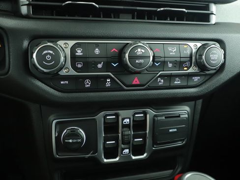 New 2026 Jeep Wrangler Unlimited Sport AWD/4WD image 9
