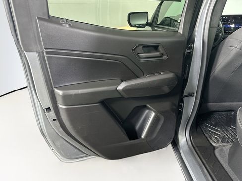 Used 2024 Chevrolet Colorado W/T image 25