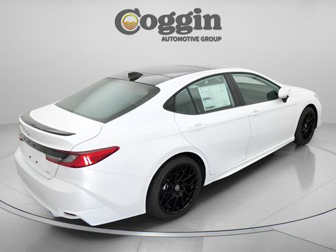 New 2026 Toyota Camry XSE FWD image 17