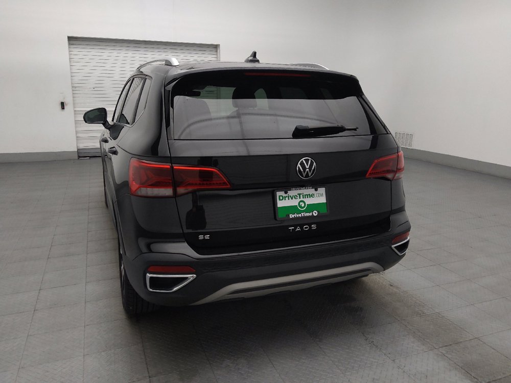 Used 2024 Volkswagen Taos SE FWD image 6