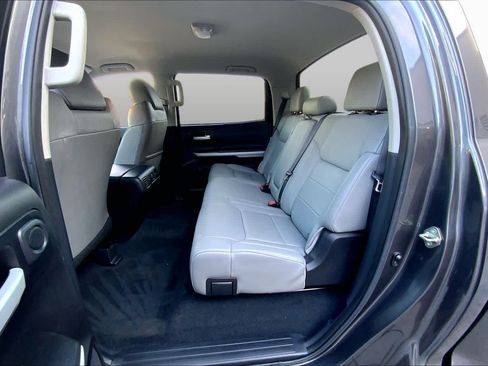Used 2020 Toyota Tundra SR5 w/ SR5 Leather Package RWD image 20