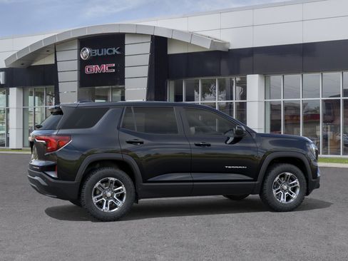 New 2026 GMC Terrain Elevation FWD image 5