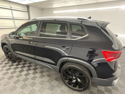Used 2023 Volkswagen Taos SE AWD/4WD image 22