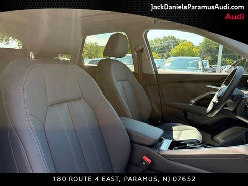 Used 2025 Audi Q5 Premium w/ Convenience Package AWD/4WD image 20