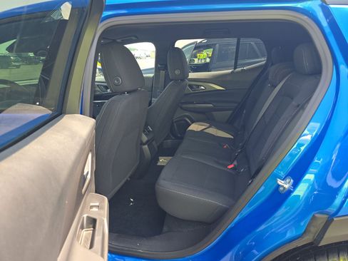 Used 2026 Chevrolet Equinox EV LT FWD image 6