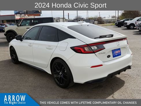 Used 2024 Honda Civic Sport image 8