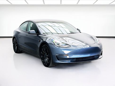 Used 2022 Tesla Model 3 Performance AWD/4WD image 3