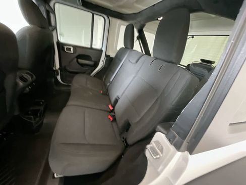 Used 2019 Jeep Wrangler Unlimited Sport S AWD/4WD image 23