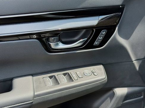 Used 2025 Honda CR-V EX-L image 25