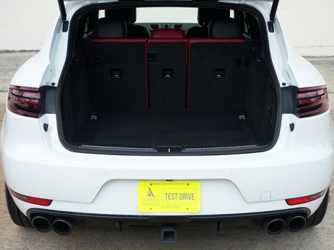 Used 2018 Porsche Macan GTS w/ Premium Package Plus AWD/4WD image 9