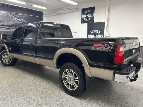 Used 2014 Ford F350 Lariat w/ Lariat Interior Package AWD/4WD image 4