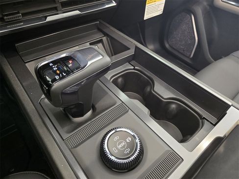 New 2026 GMC Hummer EV 2X image 10