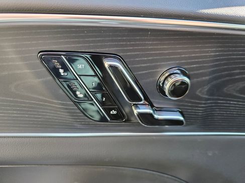 New 2026 Cadillac Lyriq Luxury image 25