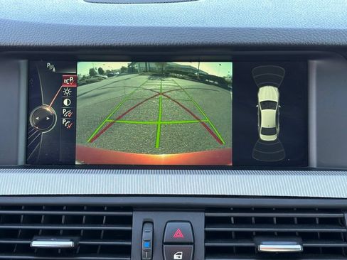 Used 2013 BMW M5 RWD image 31