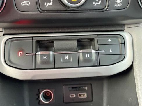 Used 2023 GMC Acadia SLT image 29