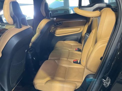 Used 2016 Volvo XC90 T8 Inscription w/ Vision Package image 5