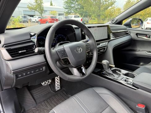 Used 2026 Toyota Camry XSE w/ Premium Plus Package AWD/4WD image 13