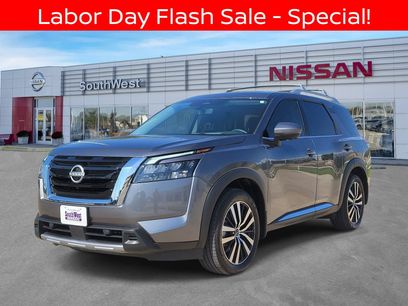 Certified 2025 Nissan Pathfinder Platinum w/ Cargo Package