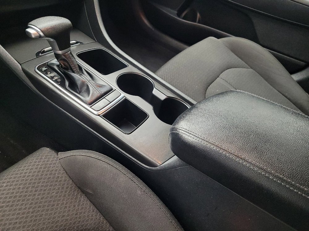 Used 2017 Kia Optima LX FWD image 26
