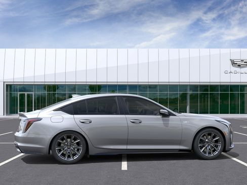 New 2026 Cadillac CT5 V image 5