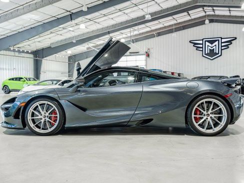 Used 2018 McLaren 720S Performance image 3