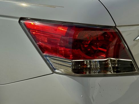 Used 2009 Honda Accord EX-L image 28