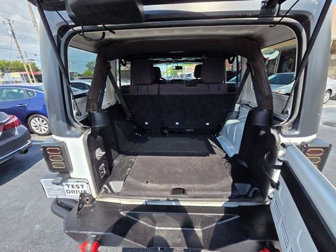 Used 2013 Jeep Wrangler Unlimited Sport AWD/4WD image 16