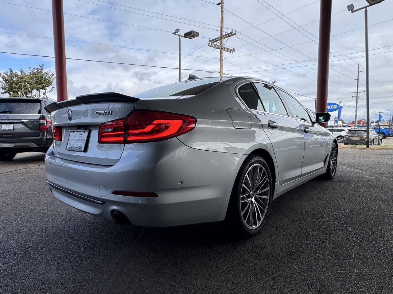 Used 2019 BMW 530i RWD image 3
