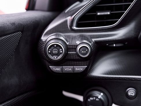 Used 2020 Ferrari 488 Pista Coupe RWD image 83