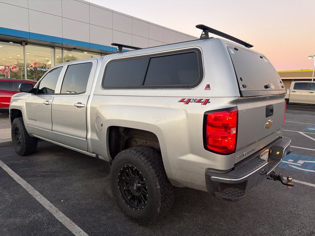Used 2018 Chevrolet Silverado 1500 LT w/ All Star Edition AWD/4WD image 4