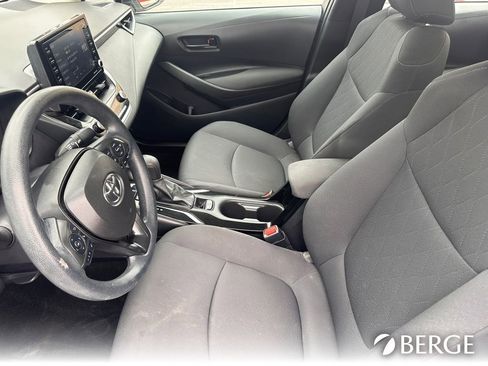 Used 2022 Toyota Corolla LE FWD image 19