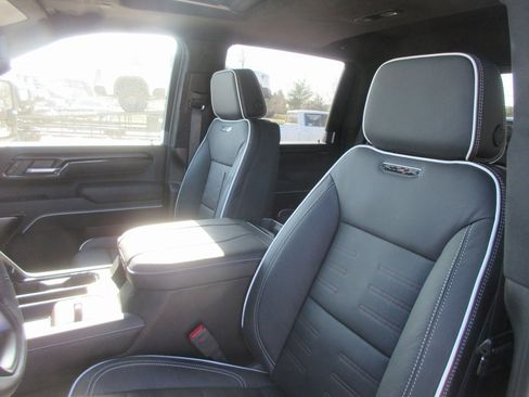 New 2026 GMC Sierra 2500 AT4X image 13