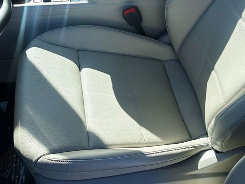 Used 2023 Volkswagen Atlas SE image 18