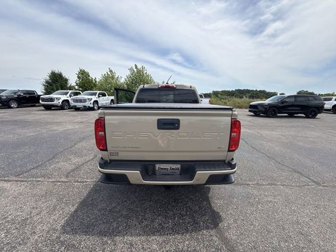 Used 2022 Chevrolet Colorado Z71 AWD/4WD image 33