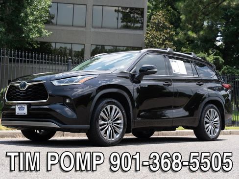 Used 2021 Toyota Highlander Platinum AWD/4WD image 1